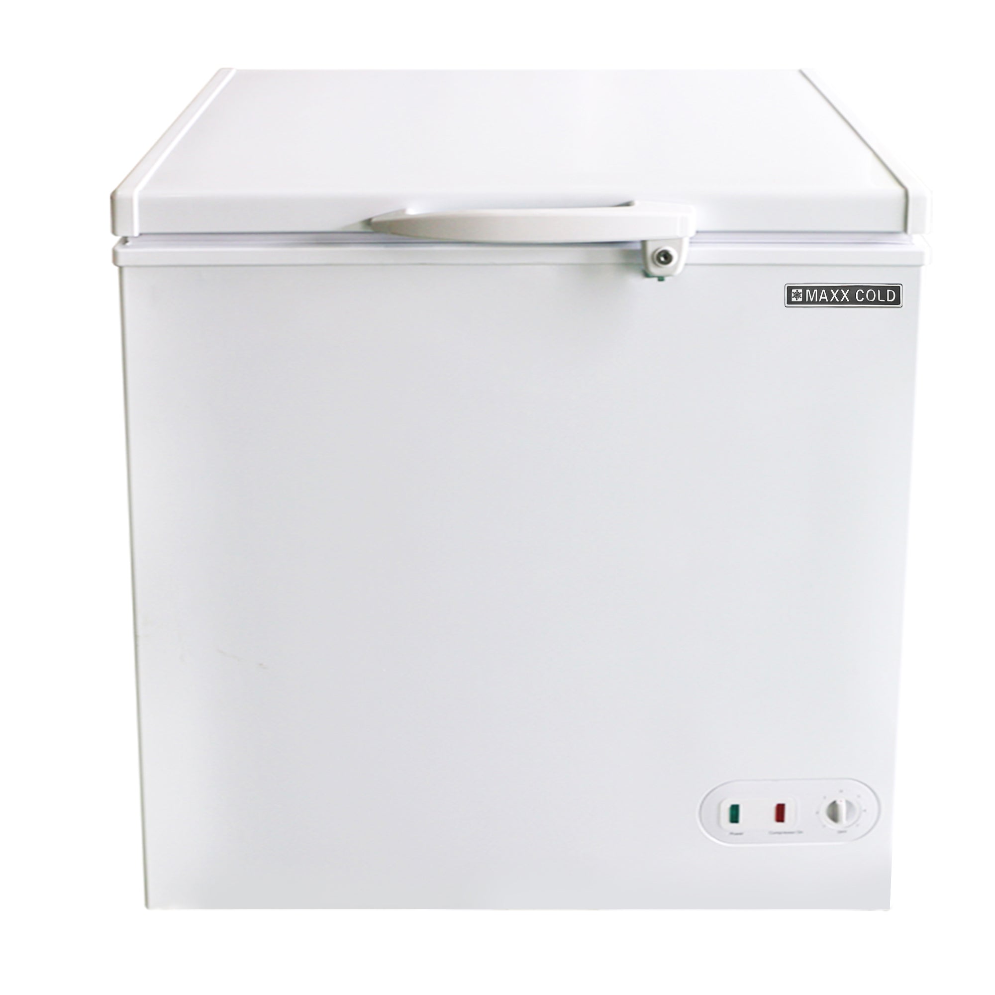 Maxx Cold - MXSH5.2SHC, Maxx Cold Compact Chest Freezer with Solid Top, 30.4"W, 5.2 cu. ft. Storage Capacity, Locking Lid, Garage Ready, in White
