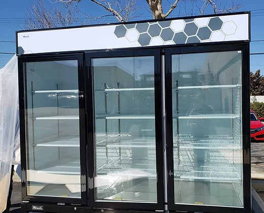 Migali glass shop door merchandiser freezer